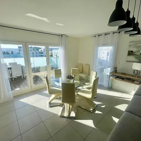 Apartment Spacieux Duplex, Parking Prive , Proche Bordeaux