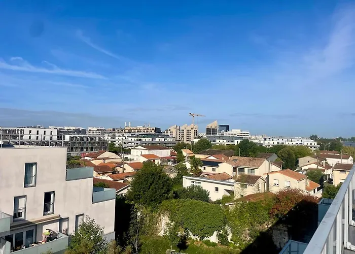 Spacieux Duplex, Parking Privé , Proche Bordeaux *